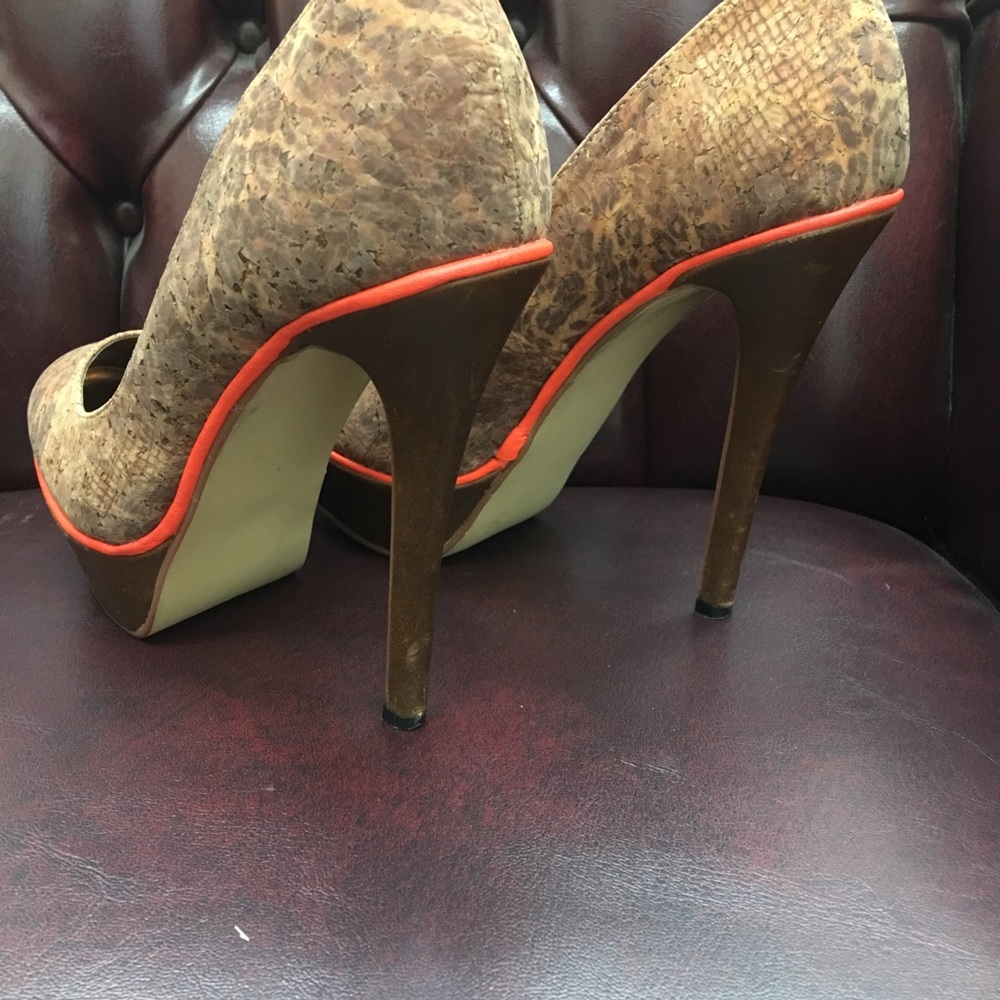 High heels - Picture 2 of 6